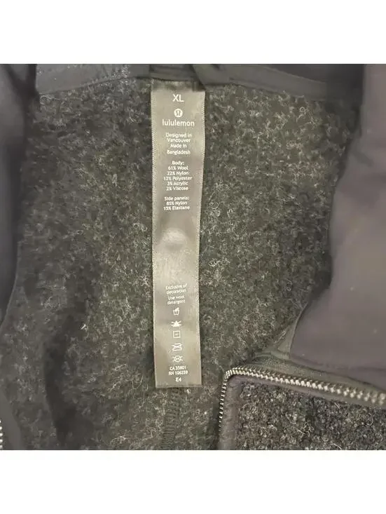 Lululemon Men’s tundra track jacket in wool size XL - Picture 3 of 4